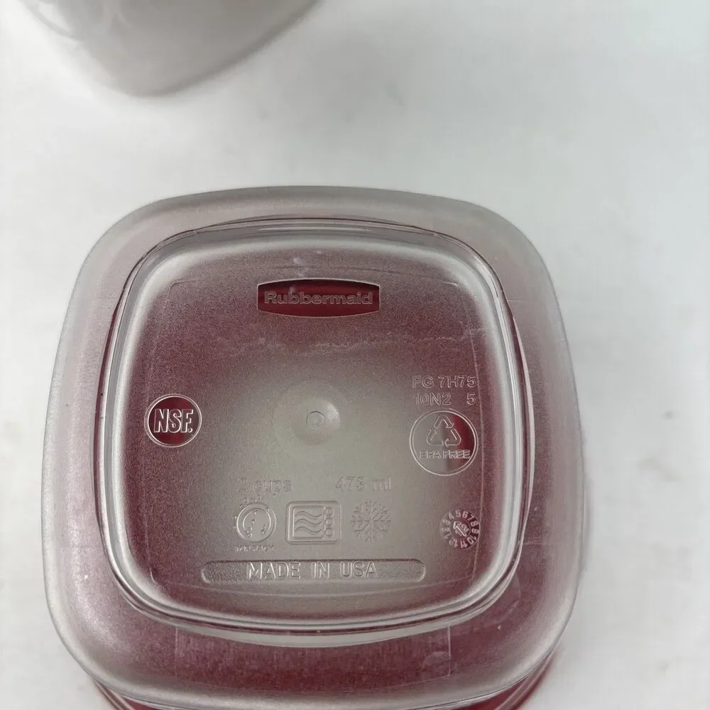Rubbermaid Premier Storage Containers Red Lids W/ Swirls 2 C & 1.25 C 8 Pieces